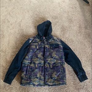 686 (brand) heavy snowboard jacket!